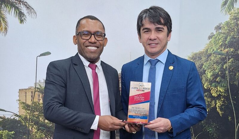 Deputado Wescley Tomaz recebe prêmio Alepa Em Foco 2024 "Melhores Deputados Estaduais do Pará"