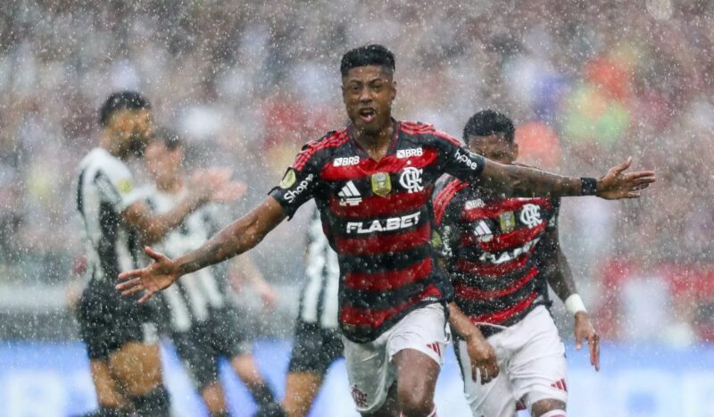 Flamengo vence Botafogo por 3x1 e conquista a Supercopa Rei de 2025