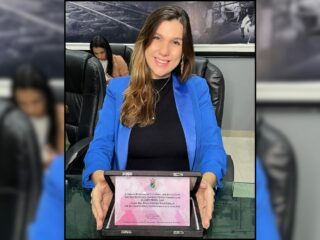 Deputada Paula Titan recebe o Título Honorífico de Mulher Perfil 2025