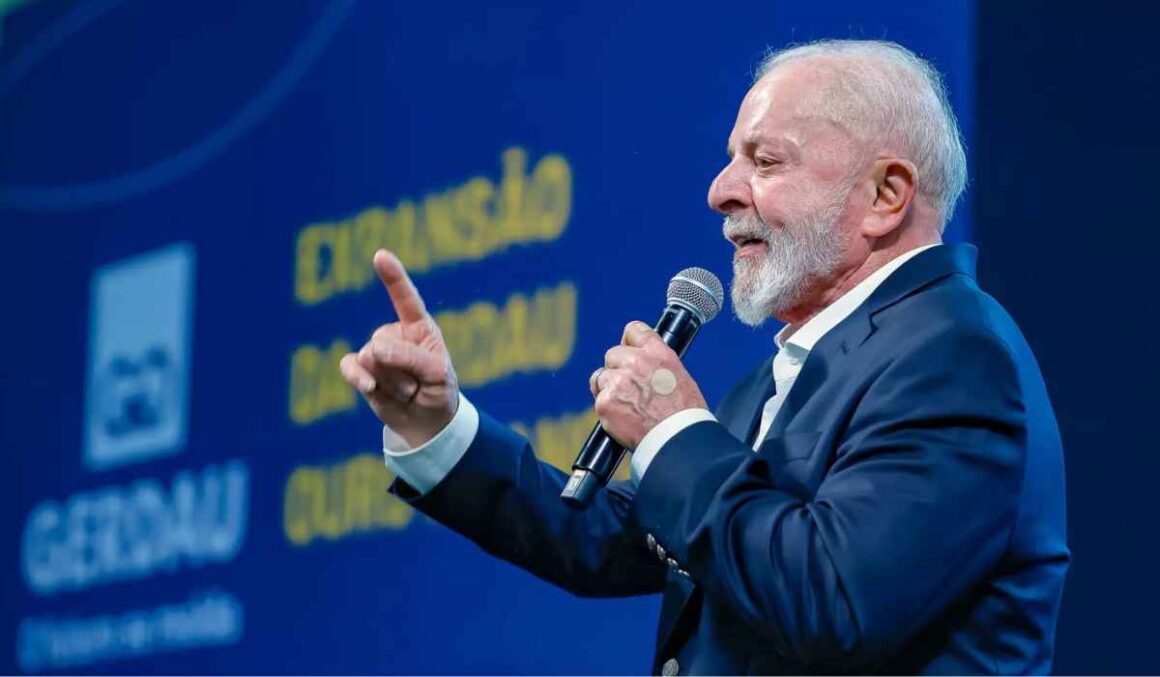 Isenção do IR será anunciada na próxima terça, avisa Lula