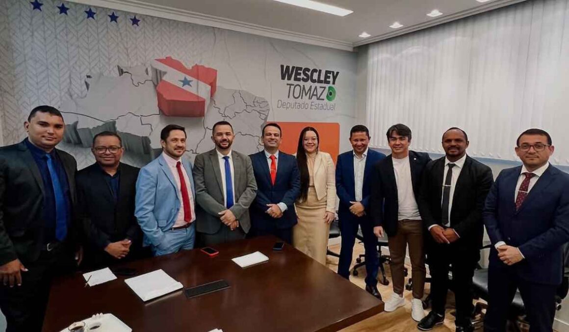 Deputado Wescley Tomaz debate ações para o desenvolvimento de Itaituba e Trairão em reunião na Alepa