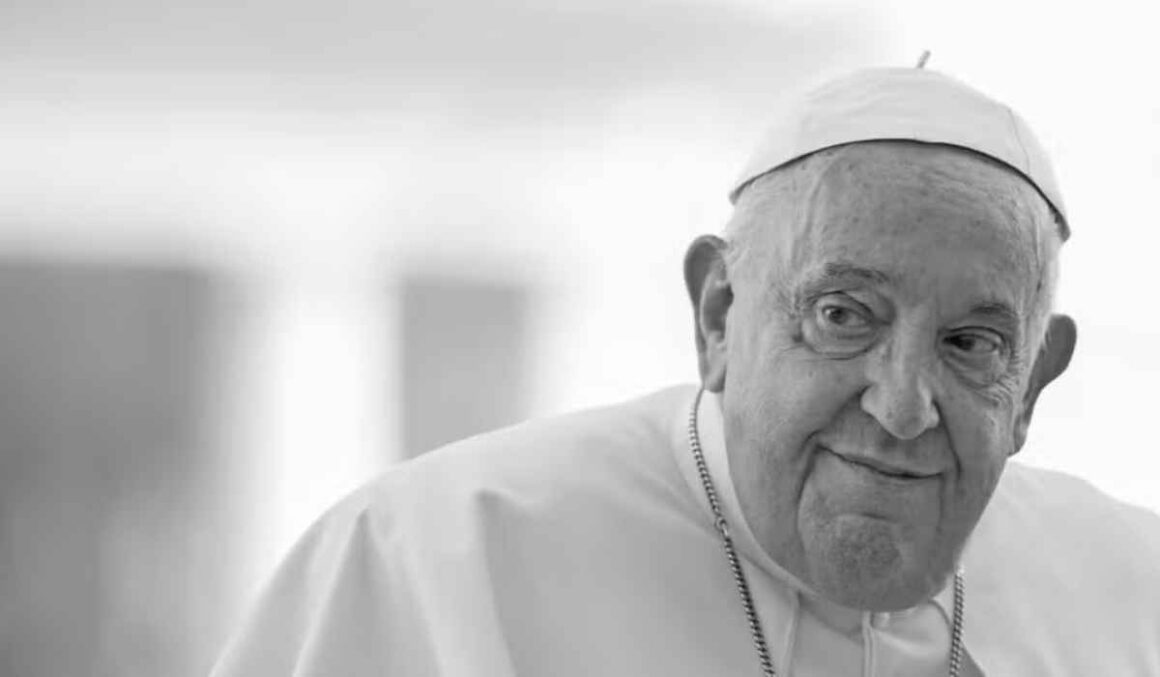 Papa Francisco morre, aos 88 anos, em Roma