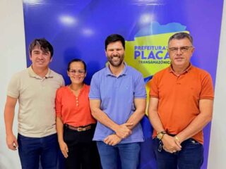 Wescley Tomaz fortalece diálogo com prefeito e lideranças de Placas