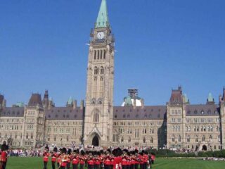 Política no Canadá: Visão Geral