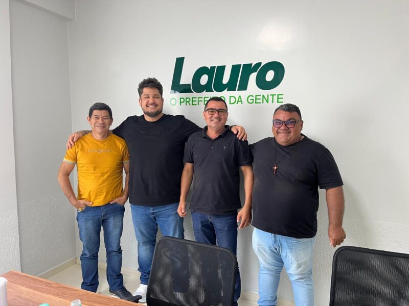 Líderes partidários se reúnem com o Prefeito Lauro em Tailândia