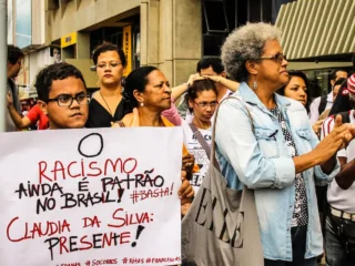 Racismo no Acesso à Educação no Brasil: Exemplos Históricos e Leis de Combate