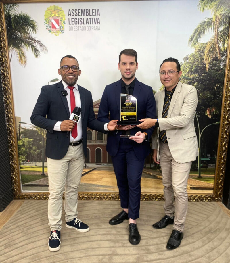Advogada Thales Xavier recebe o troféu 1ª Edição do Prêmio JusPará, da TN Brasil TV