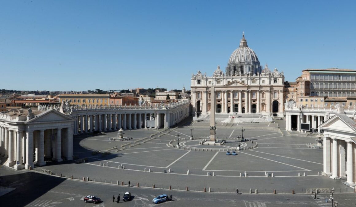 Rússia lança dúvidas sobre Vaticano como possível local para negociação com Ucrânia