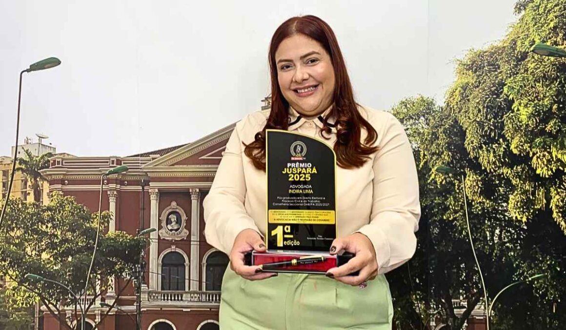 Advogada Indira Lima recebe o troféu 1ª Edição do Prêmio JusPará, da TN Brasil TV