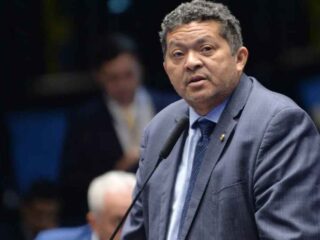 Cassado, senador Beto Faro (PT) permanece no cargo e recorrerá ao TSE