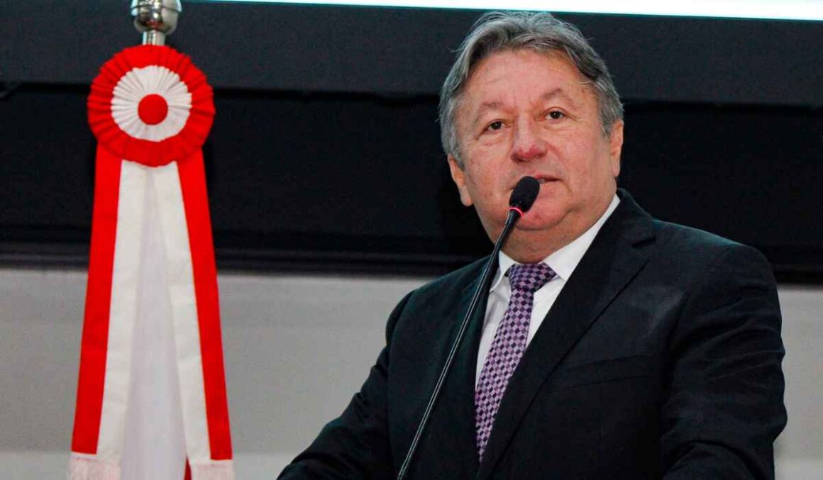 Proteção de crianças e adolescentes: PL de Eliel Faustino é aprovado na Alepa