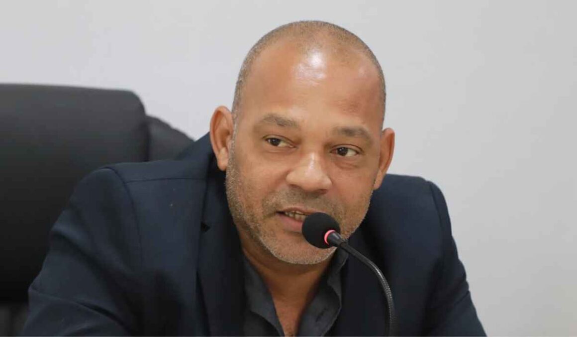 Tailândia: Roni Baiano tem indicação aprovada para instalação de lombadas em Palmares