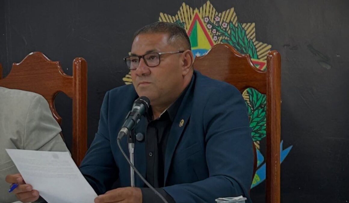 Vereador Rosenildo Freitas apresenta propostas para saúde e lazer em Tailândia