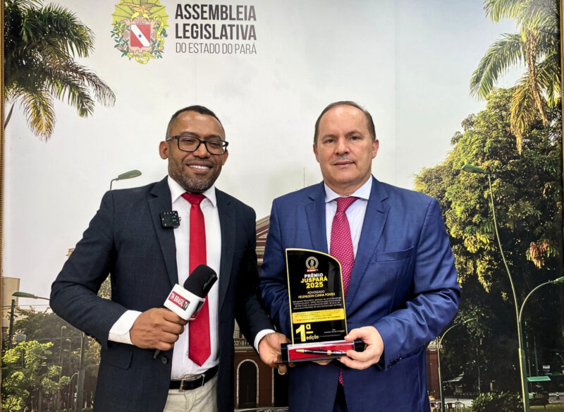 Advogado tributarista Helenilson Pontes recebe troféu da 1ª Edição do Prêmio JusPará