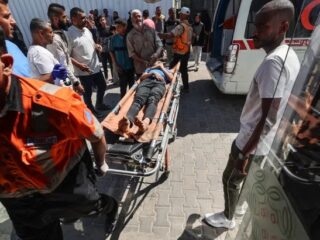 Ataques israelenses matam dezenas em Gaza e aprofundam crise humanitária