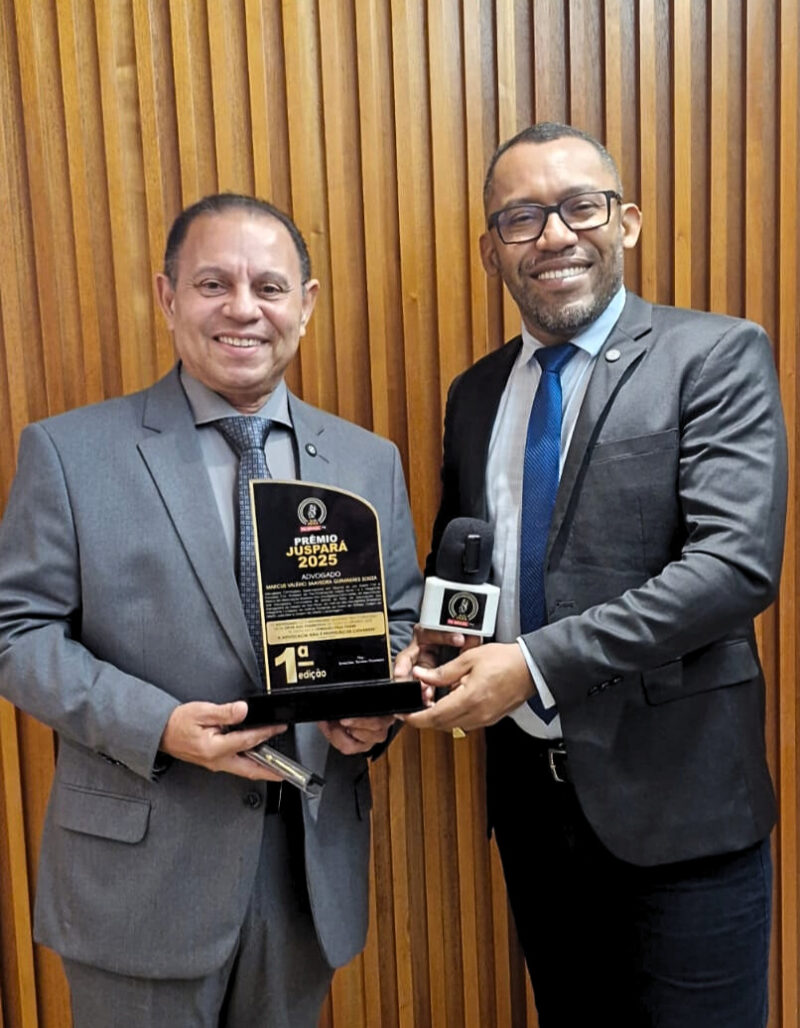 Advogado criminalista, Valério Saavedra, recebe troféu da 1ª Edição do Prêmio JusPará