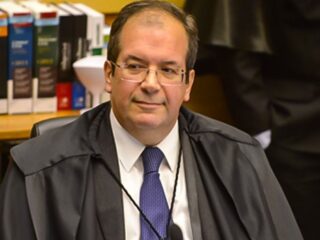 SEM ATROPELOS!