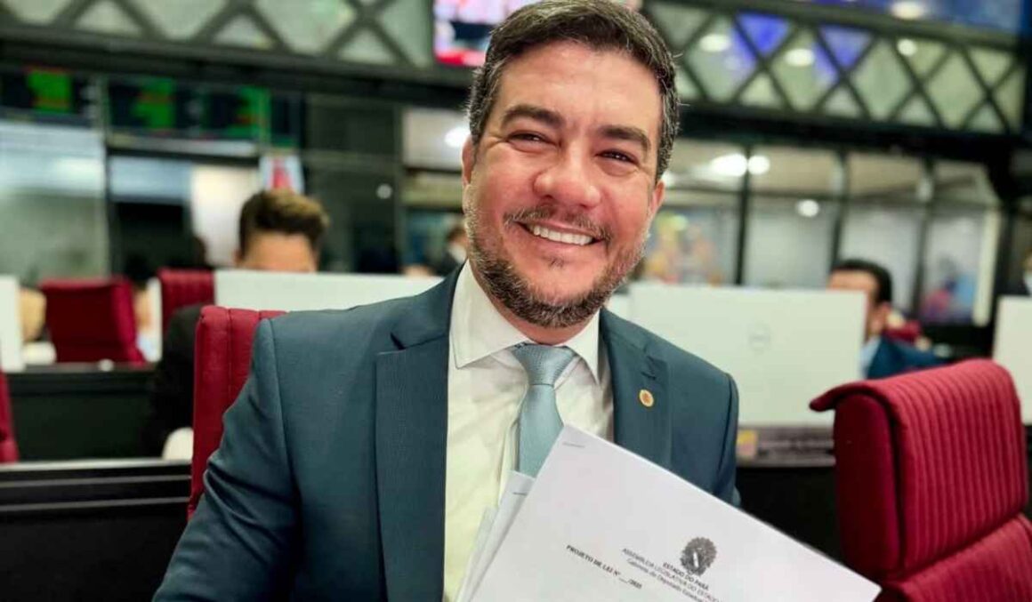 Ronie Silva: "Cada assinatura é um passo firme na construção de um Pará mais justo"