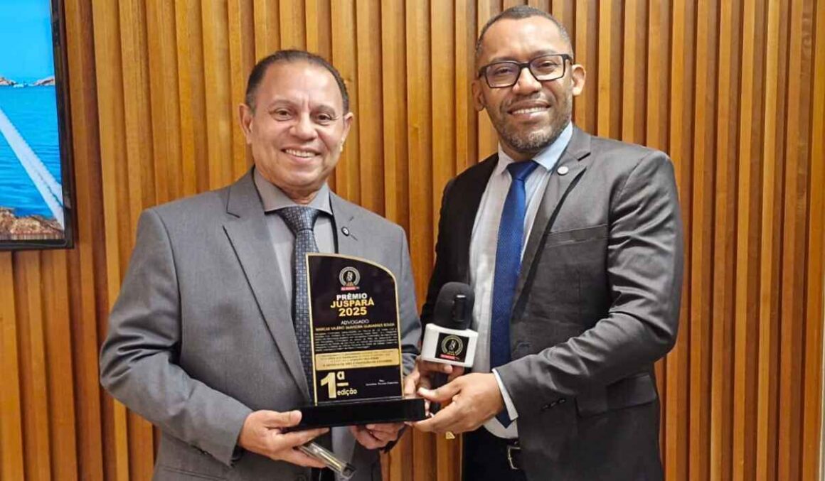 Advogado criminalista, Valério Saavedra, recebe troféu da 1ª Edição do Prêmio JusPará