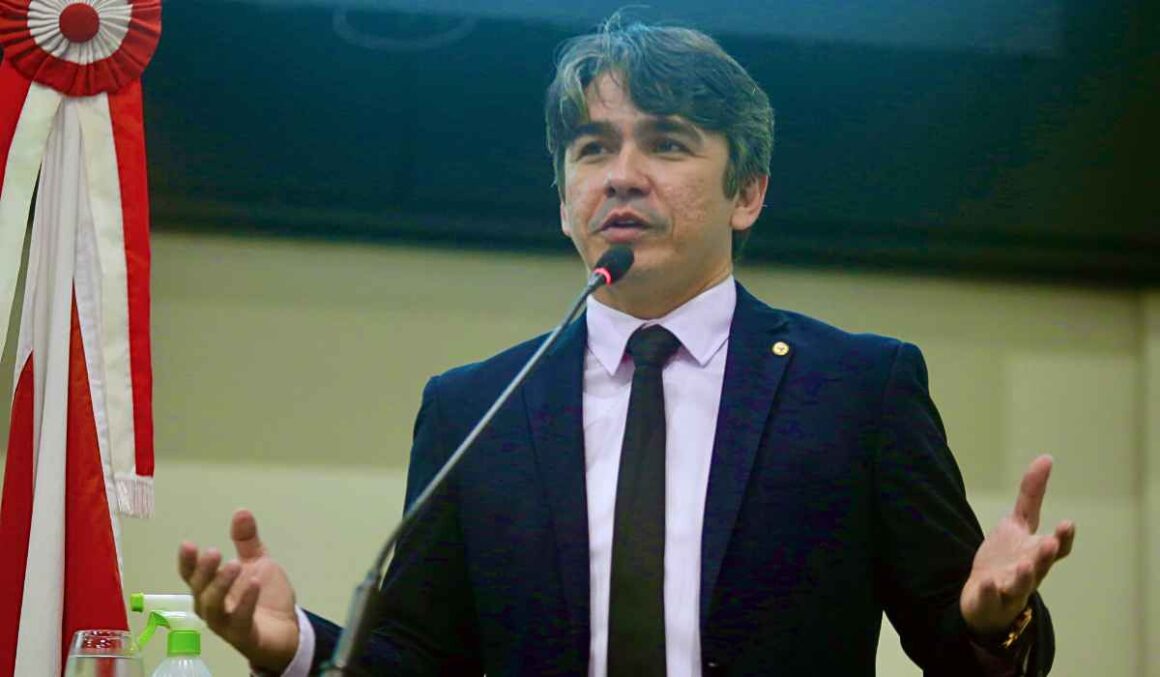 Na tribuna, deputado Wescley Tomaz defende fortalecimento da SEMAS e cobra ação da ANM