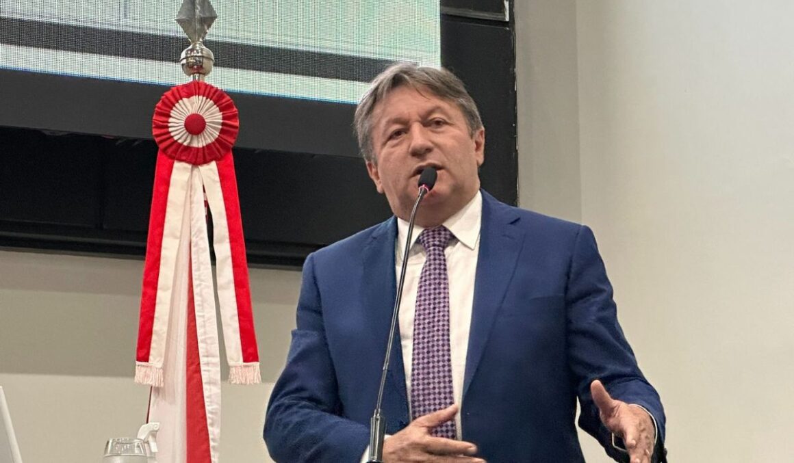 Aprovado Projeto de Lei garante permanência de ambos os pais ou responsáveis em consultas e internações de pacientes crianças