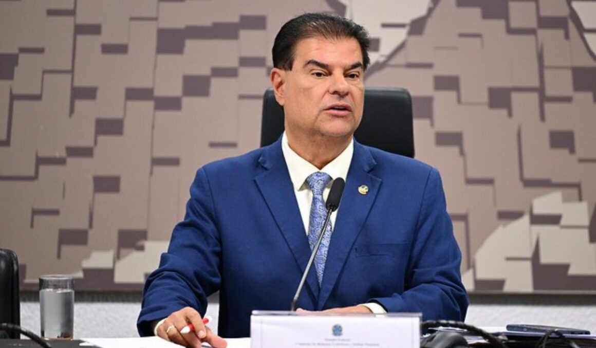 Senado articula envio de avião para repatriar brasileiros retidos em Israel