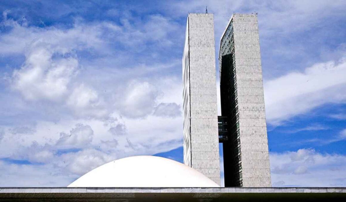 Senado pode votar na quarta projeto que amplia número de deputados federais