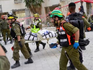 Israel e Irã firmam cessar-fogo após 12 dias de confrontos intensos
