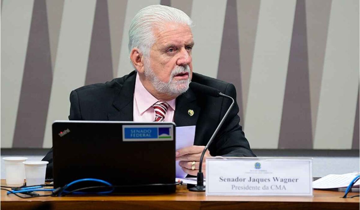 Líder do governo chama derrubada de regras do IOF de 'traumática'