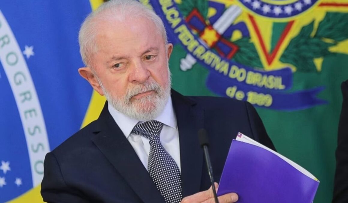 Derrota no IOF expõe crise entre governo Lula e Congresso