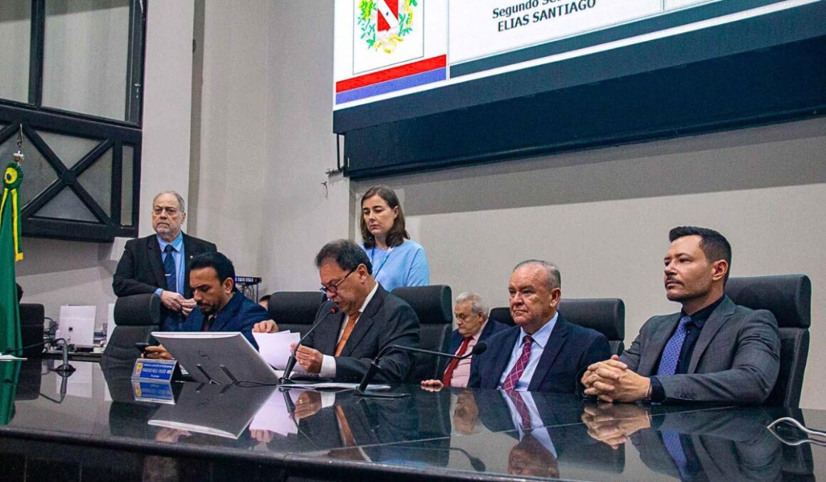 Alepa aprova Projetos na área da segurança e criação do Programa Estadual para pessoas com TEA
