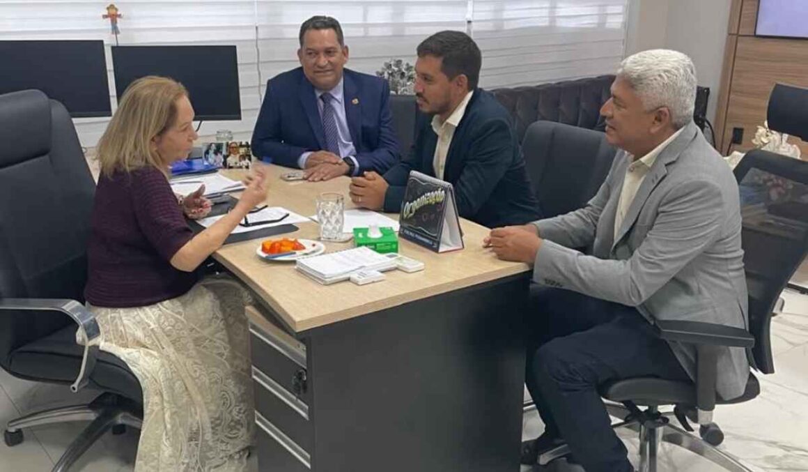 Vereador Aurino Martins articula demandas de saúde para o Xingu em reunião na SESPA