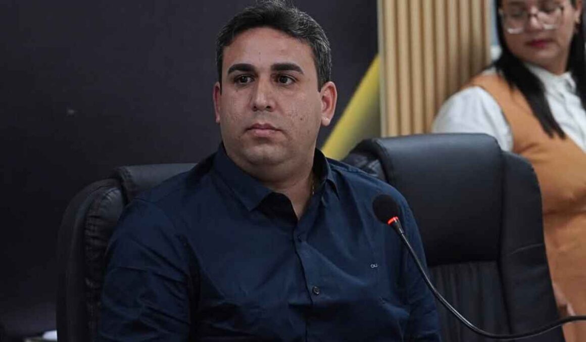 Câmara de Municipal de Tailândia fecha semestre produtivo sob presidência de Enfermeiro Pedro