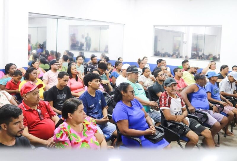Prefeitura de São Miguel do Guamá realiza entrega gratuita de óculos e RGs à população