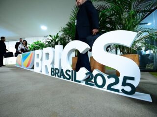 Presidentes do Senado e da Câmara abrem Fórum Parlamentar do Brics