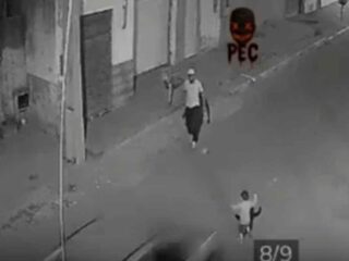 IMAGENS FORTES: bebê de um ano morre após ser atropelado enquanto brincava com a família