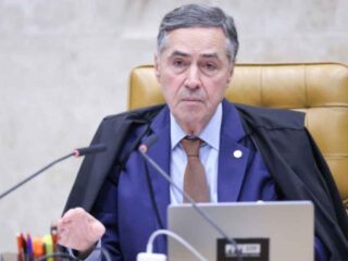 https://tnbrasiltv.com.br/estrategia-bolsonarista-para-barrar-lula-e-atribuir-a-facada-ao-pt/