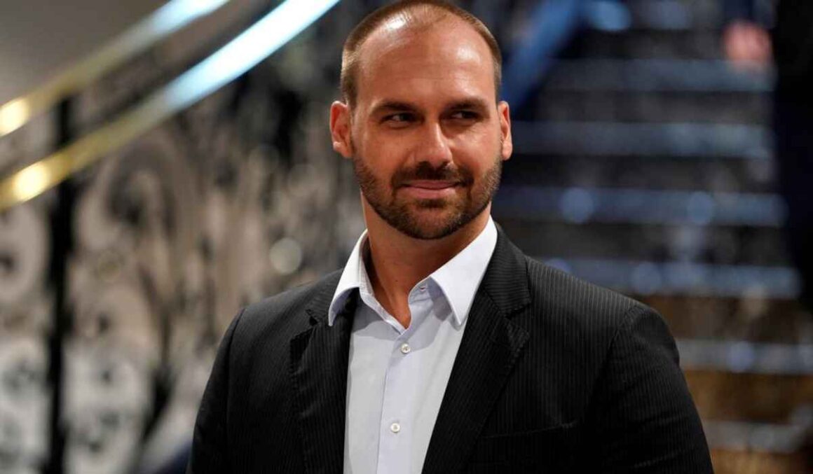 Eduardo Bolsonaro pede aos brasileiros para agradecer a Trump pelo tarifaço
