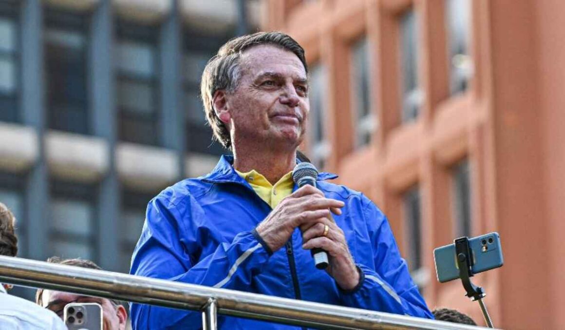 Quem está com Bolsonaro? Veja os nomes que a PGR quer ver condenados no STF