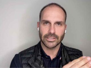 Eduardo Bolsonaro: 'Trump ainda não jogou bomba nuclear no Brasil'