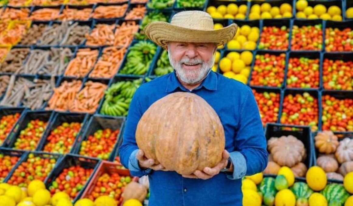 Brasil sai novamente do Mapa da Fome; Lula comemora