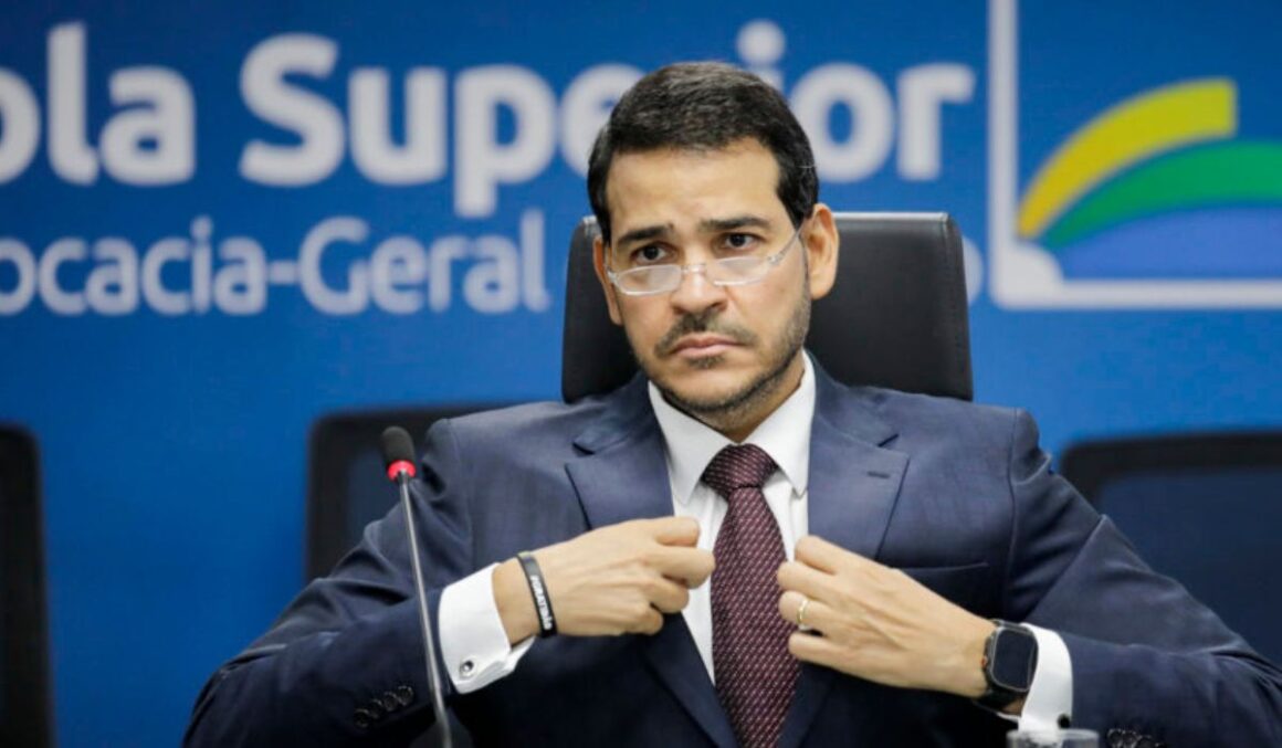 Jorge Messias “Nenhum ato conspiratório vai intimidar o Judiciário”
