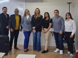 Advogada Luciana Portela ministra aula sobre Imersão em Linguagem Simples na OAB