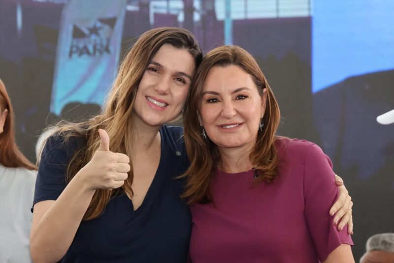 Deputada Paula Titan acompanha ações do governo em Castanhal ao lado de Hana Ghassan