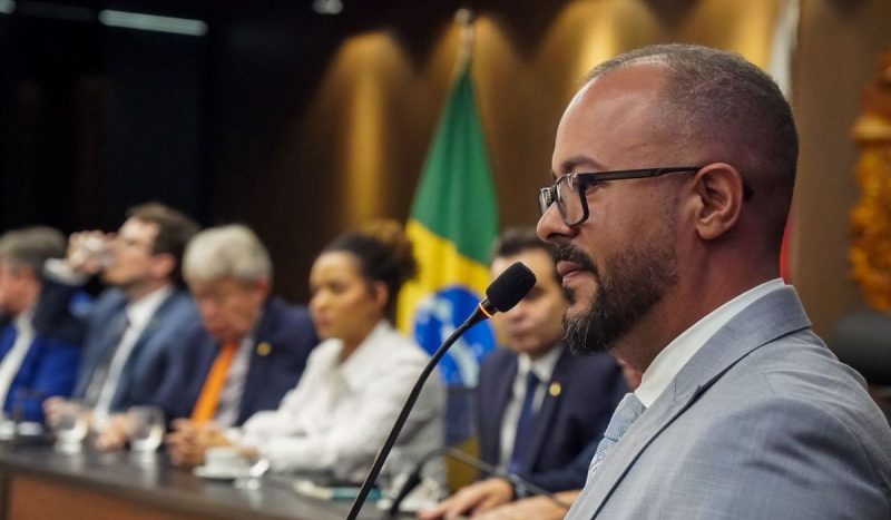 Advogado Hugo Mercês é homenageado na Assembleia Legislativa do Pará
