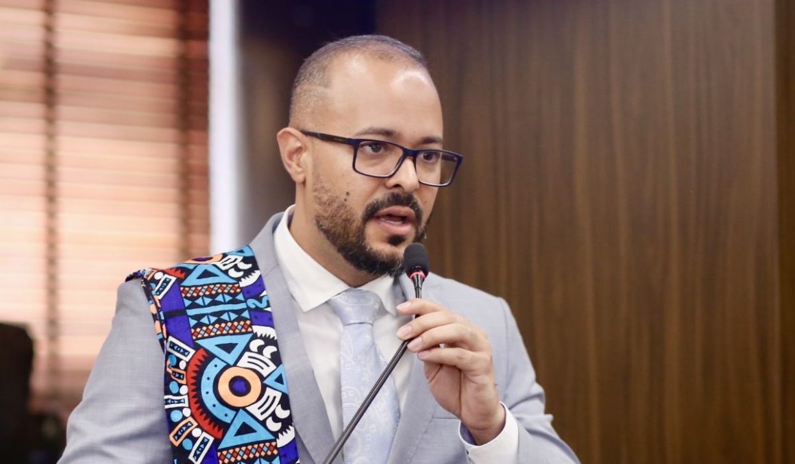Advogado Hugo Mercês é homenageado na Assembleia Legislativa do Pará