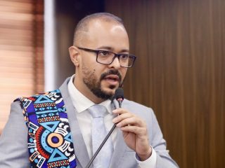 Advogado Hugo Mercês é homenageado na Assembleia Legislativa do Pará