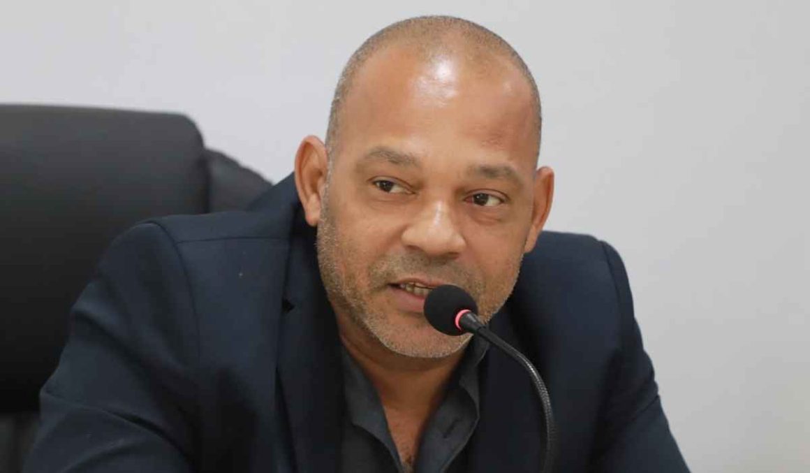 Vereador Roni Baiano elogia gestão de Lauro Hoffmann por investimentos em Tailândia