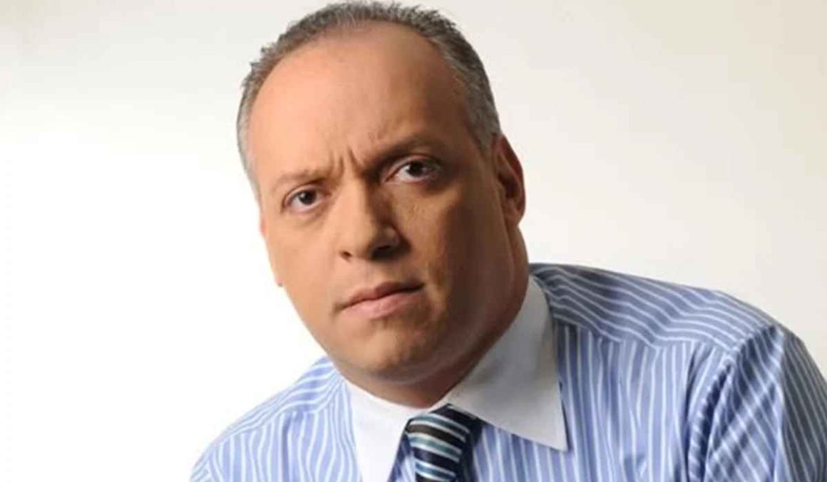 Pastor de calcinha ganha R$ 39 mil por mês como servidor público