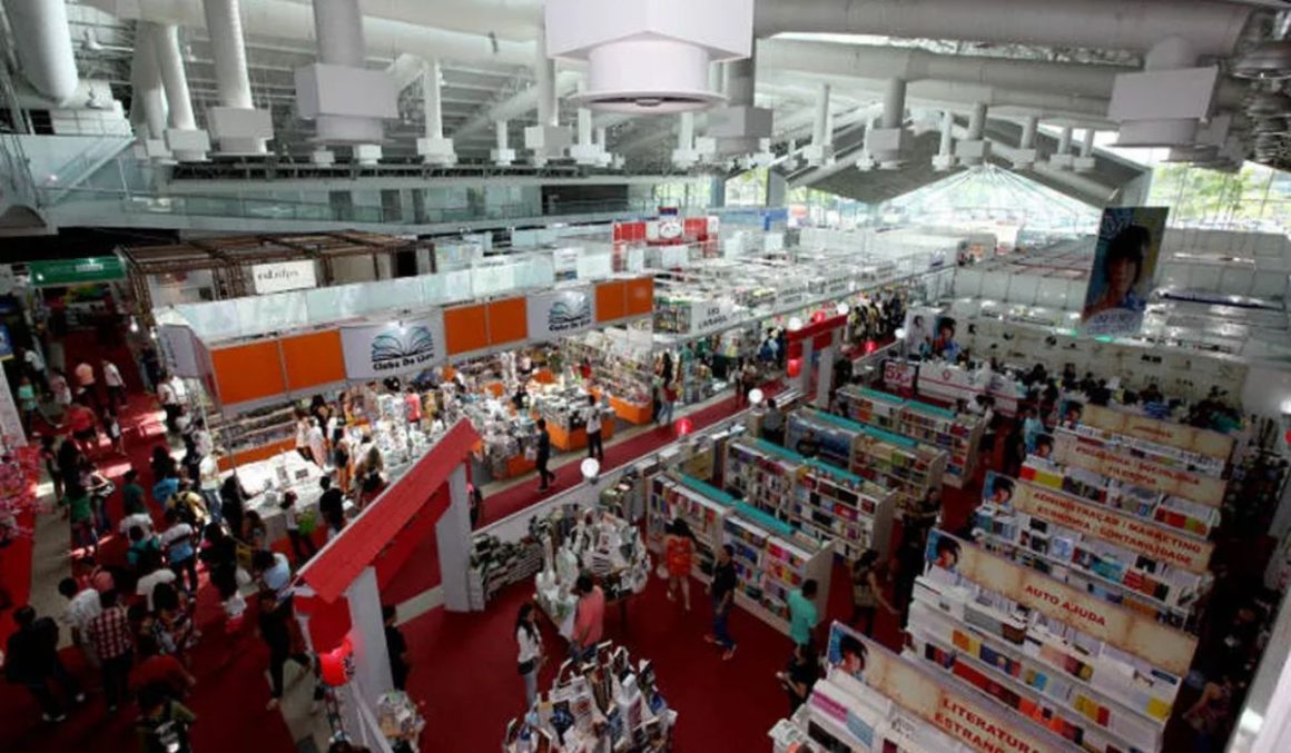 28ª Feira Pan-Amazônica do Livro e das Multivozes abre programação em Belém